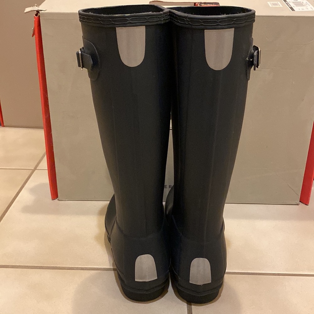 Hunter Kids Boots Navy Blue Size 6 Girls / 5 Boys - Picture 2 of 8
